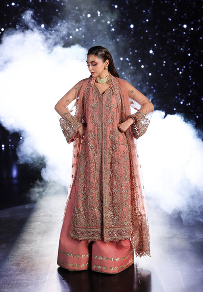 Elegant dress  BEYOND BEAUTY
 from STARDOM - FORMAL HANDWORK '25
